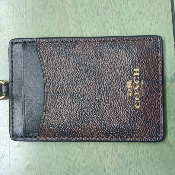 COACH Id Lanyard In Signature Canvas - Picture 3 of 4